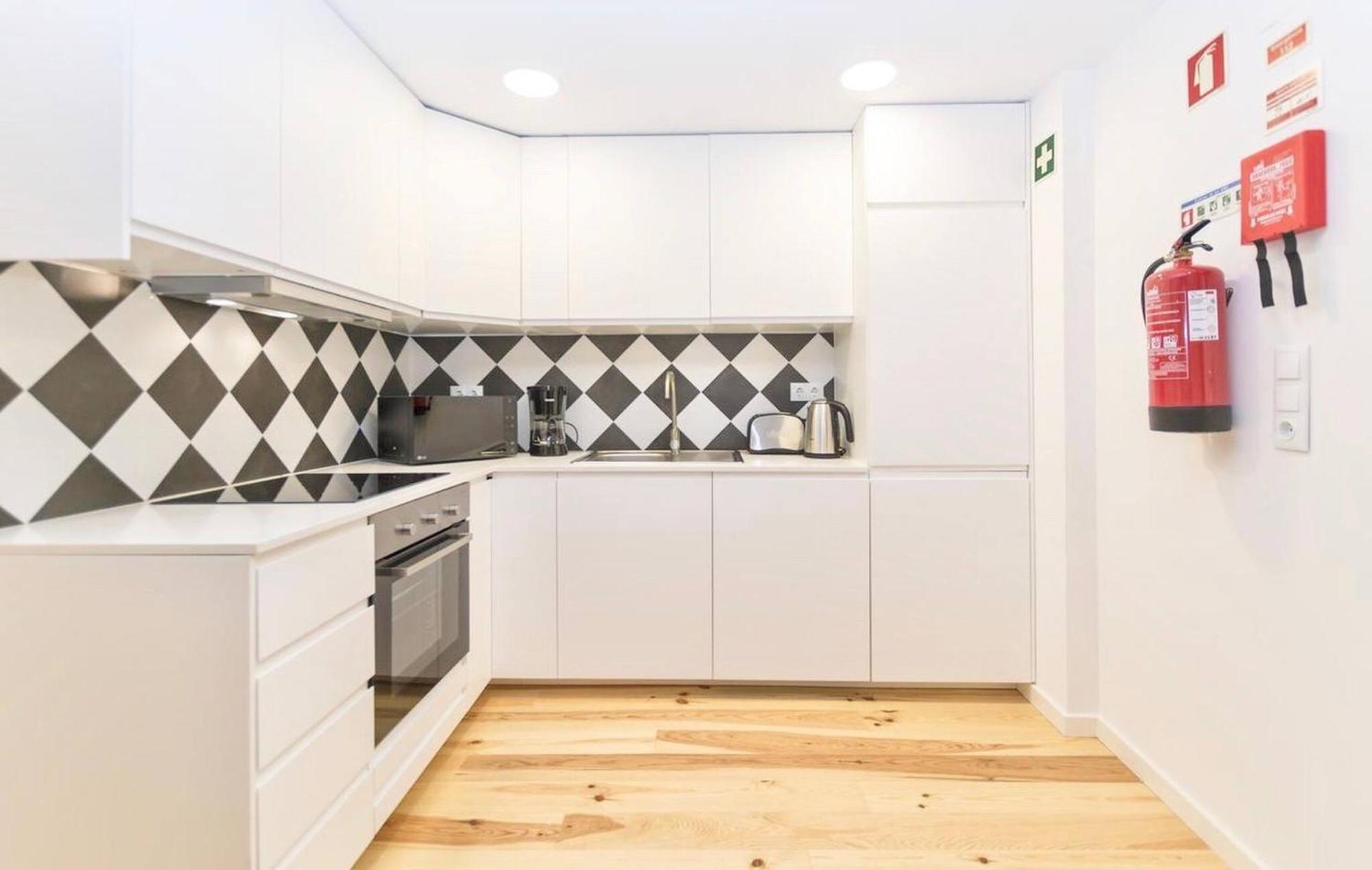 My Lx Flat Stylish Apartment In Santa Catarina Lisbon Exterior photo