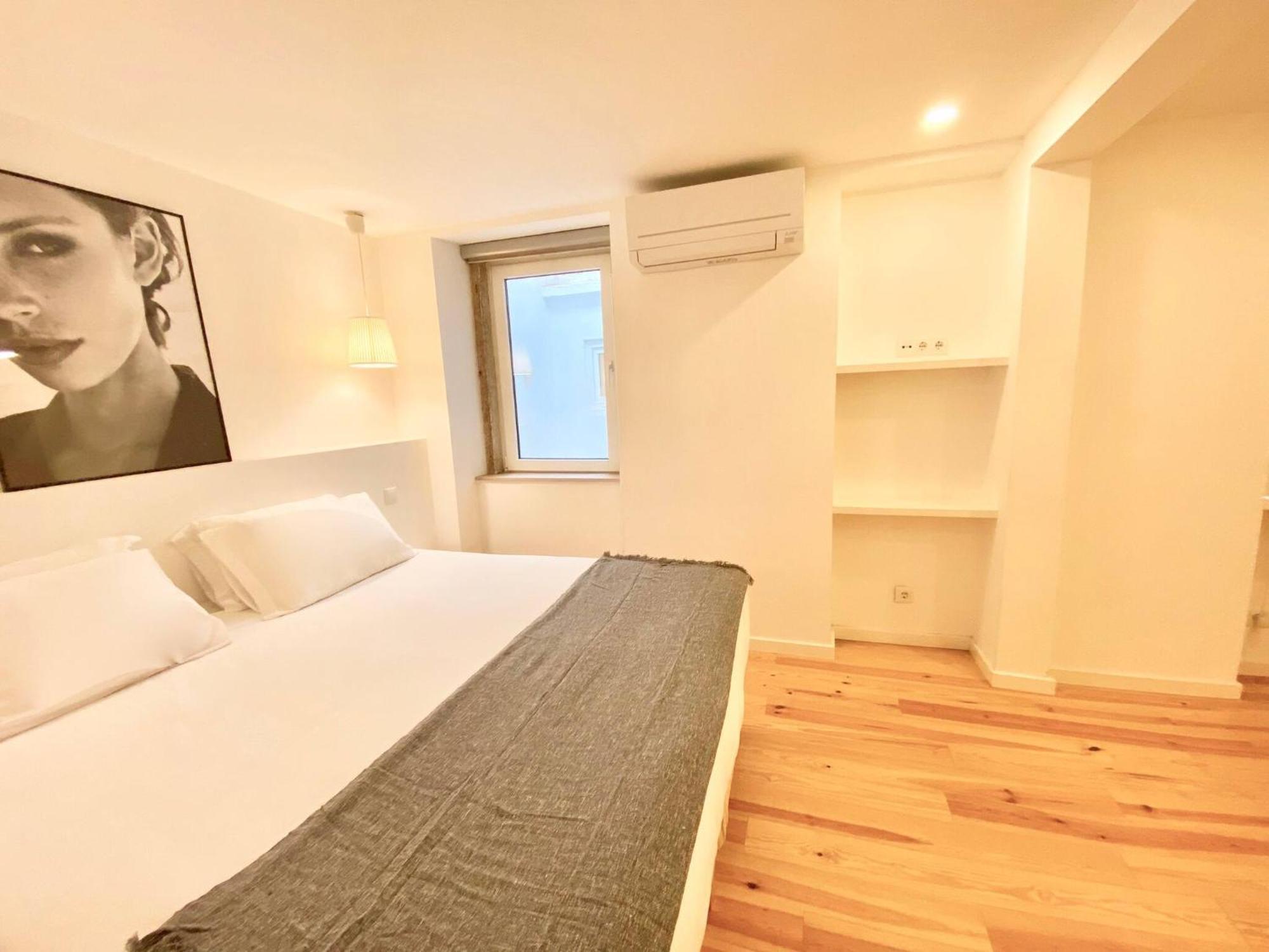 My Lx Flat Stylish Apartment In Santa Catarina Lisbon Exterior photo